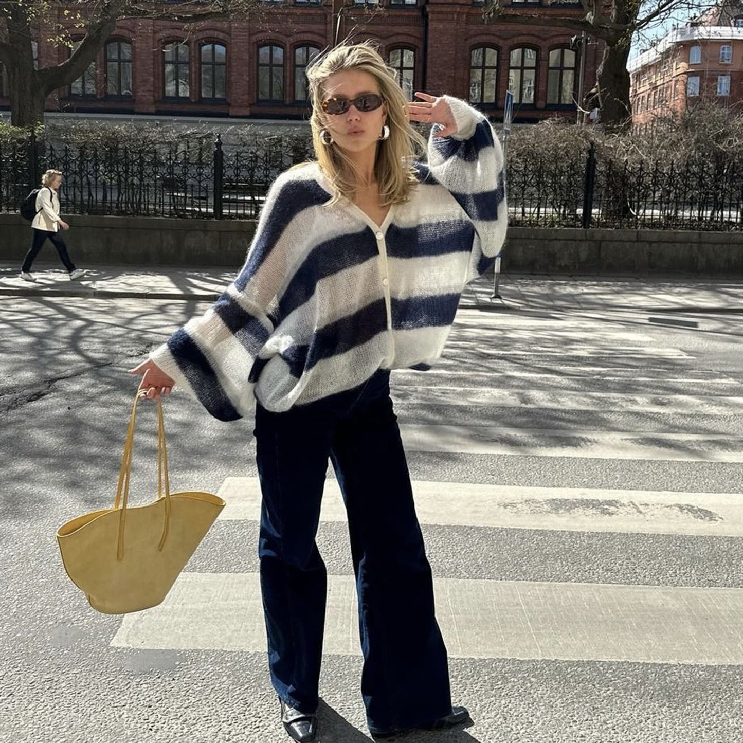 Women's Loose Striped Knit Cardigan with Scarf