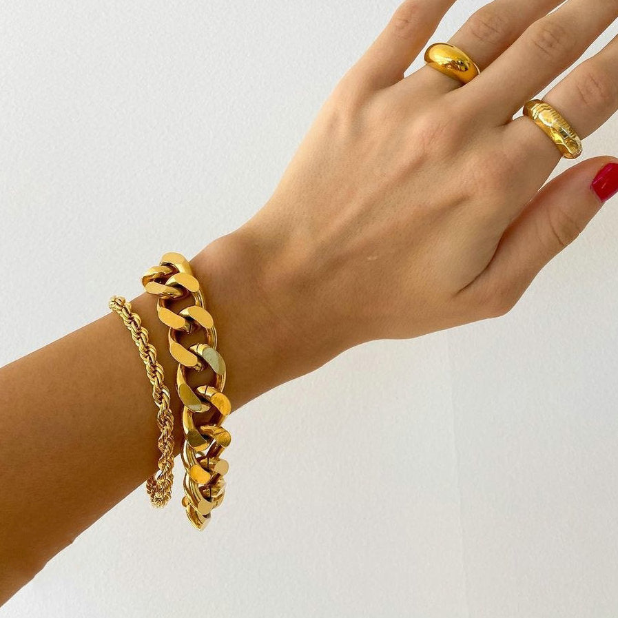 Twist Chain Bracelet