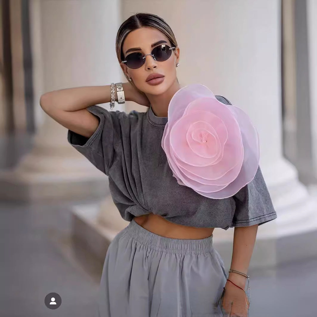 Faded Washed Vintage Cotton Short-Sleeve T-Shirt with Oversized 3D Floral Embellishment