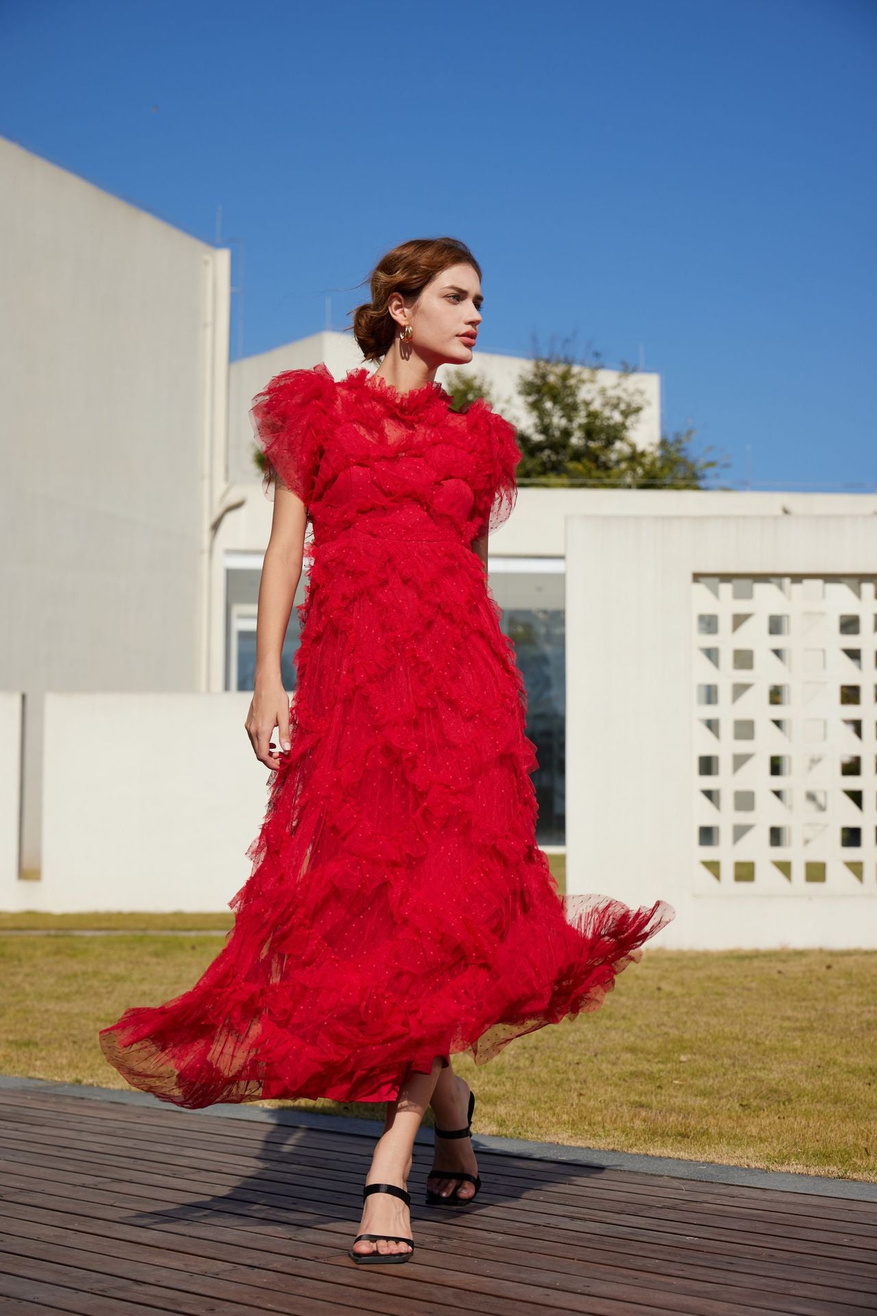 Women's Semi-High Neck Sleeveless Printed Embroidery Dress