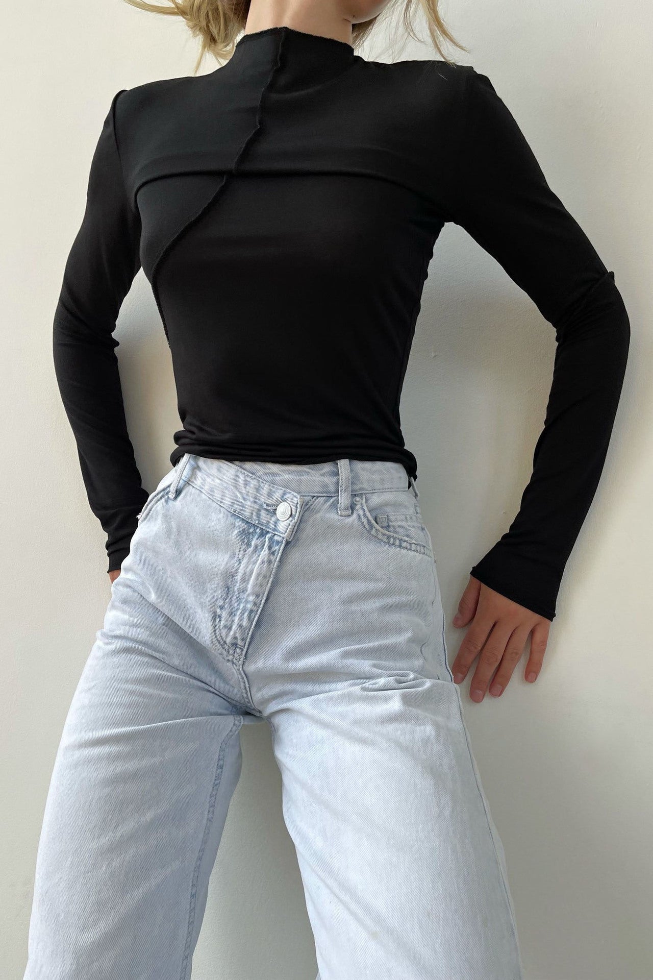 Women's Fashion Asymmetrical Design Slim Fit Long Sleeve Mock Neck T-Shirt