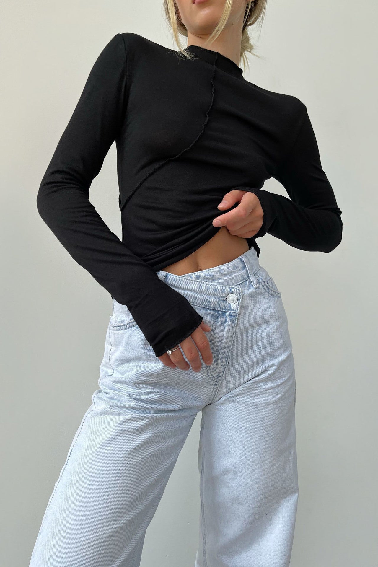 Women's Fashion Asymmetrical Design Slim Fit Long Sleeve Mock Neck T-Shirt