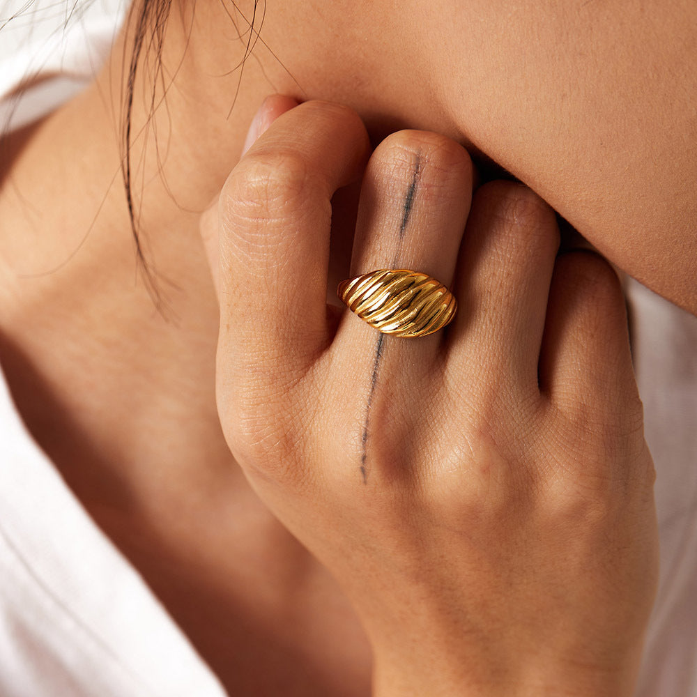 Croissant Ring